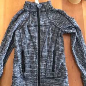 Ivivva quarterzip, size 6